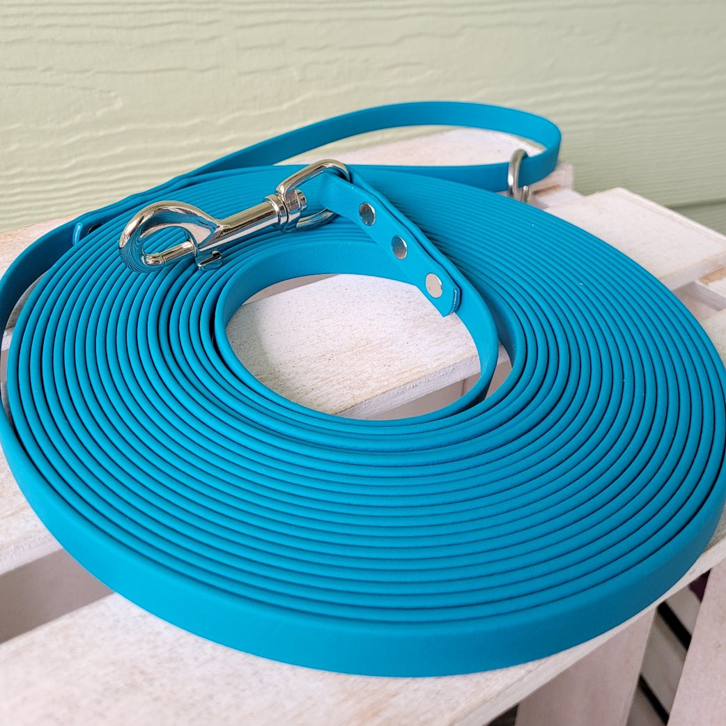 Blue lagoon shown with 3" silver clasp and ring on handle loop
