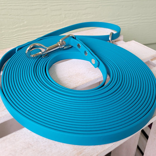 Blue lagoon shown with 3" silver clasp and ring on handle loop