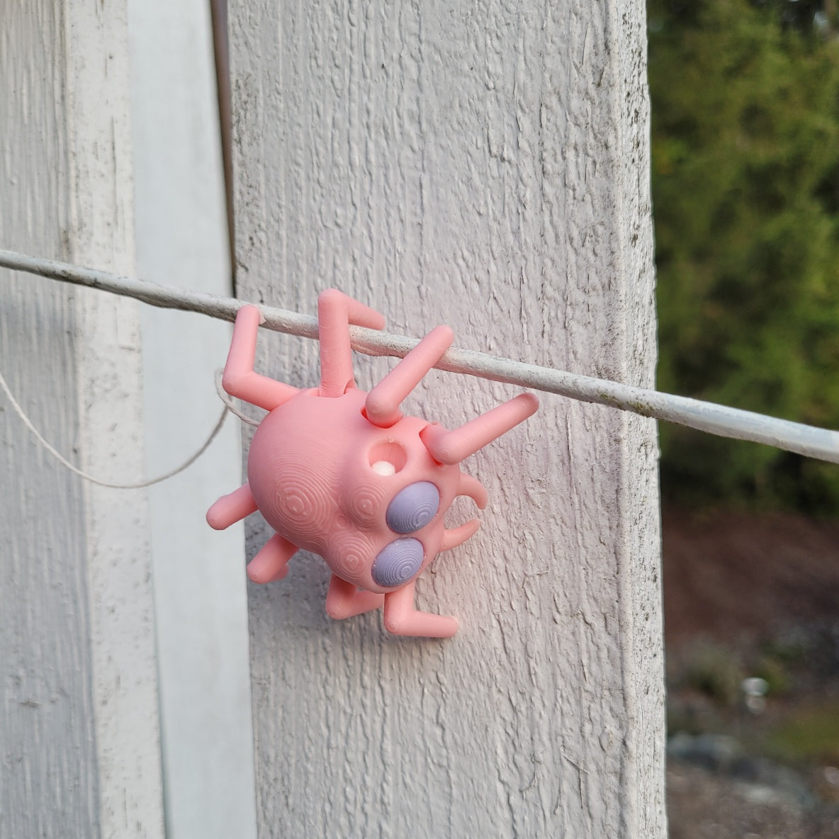 Pink Spide Vessel loaded with a Q-tip, ready for searching.  Q-tip not included.