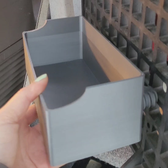 Video: How it fits! Metallic Grey - shown on XL Ruffland