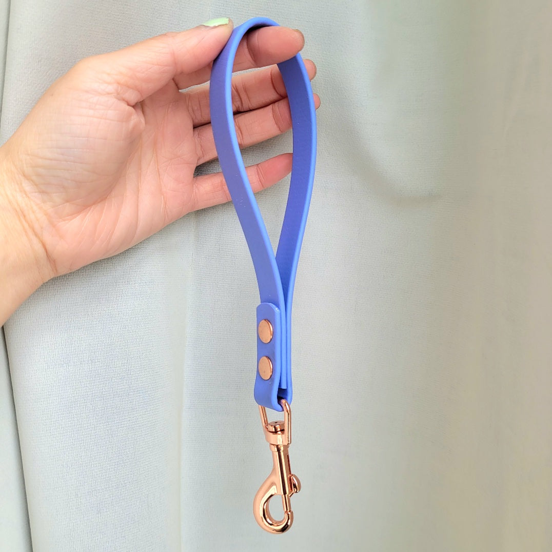 Periwinkle with rose gold 2.5" clasp, 9" long leash 